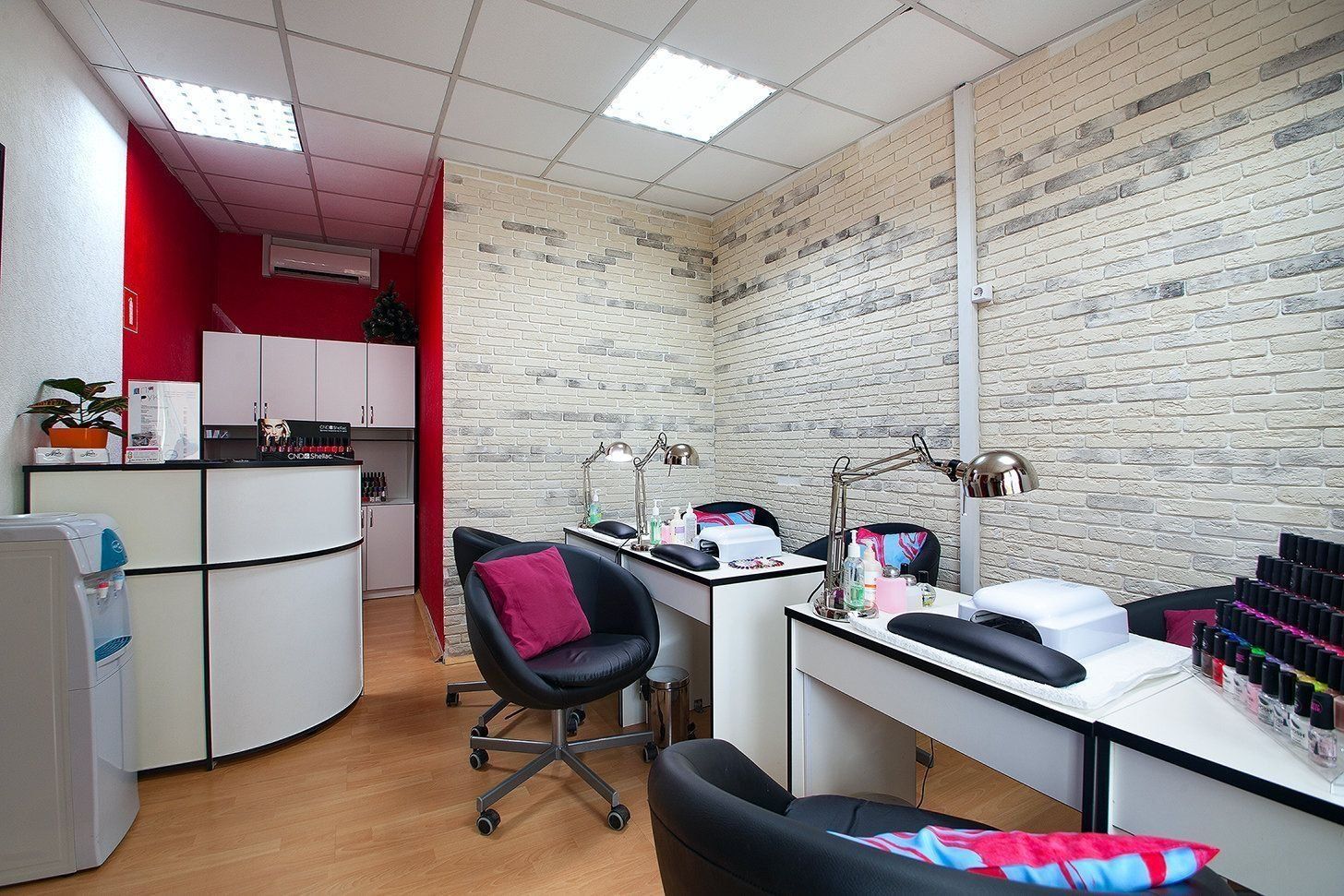 Les meilleurs salons de manucure à Moscou en 2025